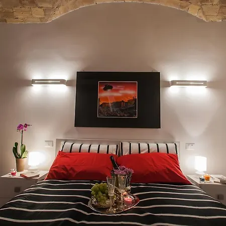 Chroma Italy - Chroma Trastevere Apartment